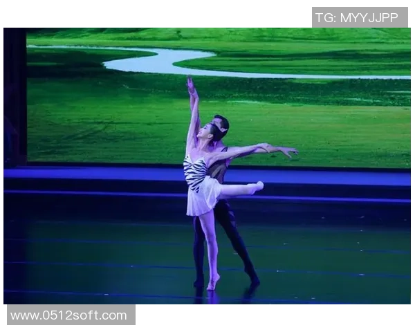 楚阿梅尼的成长之路与未来展望：从青涩少年到足球明星的蜕变历程