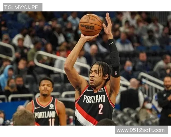 鹈鹕与开拓者激战正酣球迷期待精彩对决与精彩表现